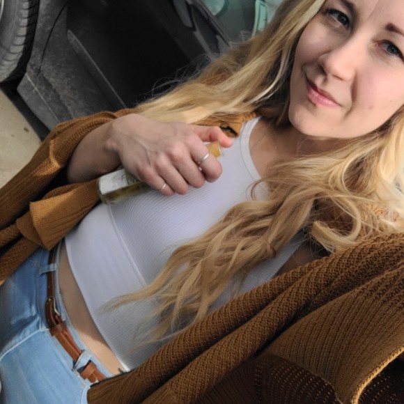 Meet your Posher, True - Picture 1 of 1